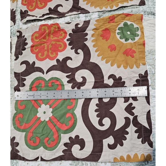 Crate & Barrel Bukhara Napkins (Set of 4) 20" x 20" - Picture 2 of 9